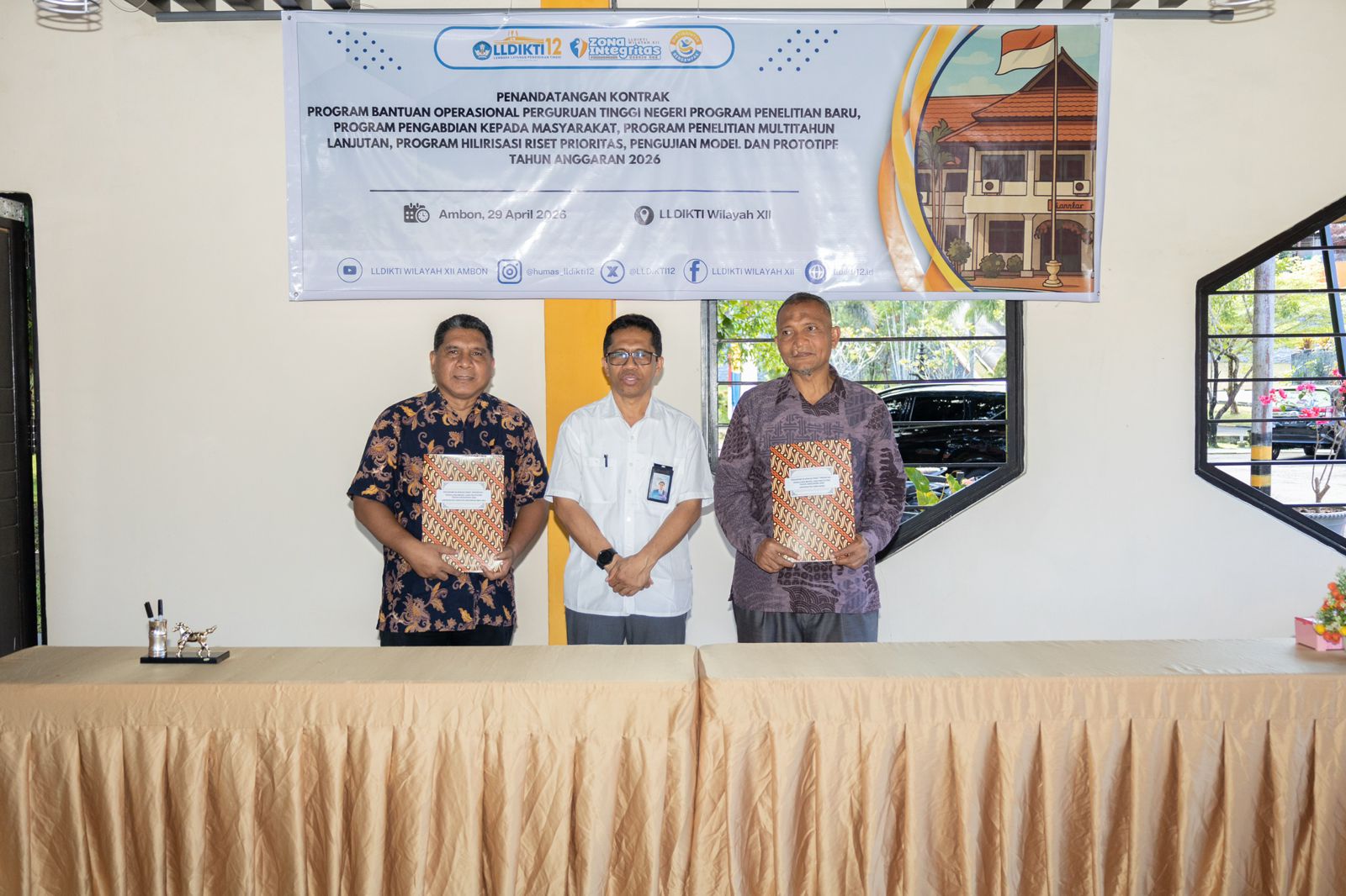Penandatanganan Kontrak Penelitian dan Pengabdian kepada Masyarakat dan Program Hilirisasi Riset Prioritas-Pengujian Model dan Prototipe Tahun 2026